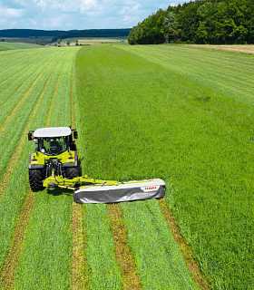 CLAAS ПРЕДСТАВЛЯЕТ КОСИЛКУ DISCO 4400 CONTOUR С ШИРИНОЙ ЗАХВАТА 4,20 М И ФУНКЦИЕЙ ВЕКТОРНОГО СКЛАДЫВАНИЯ 